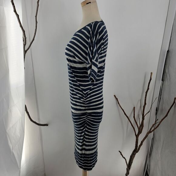 Cabi 315 perfect tee dress - Picture 5 of 10